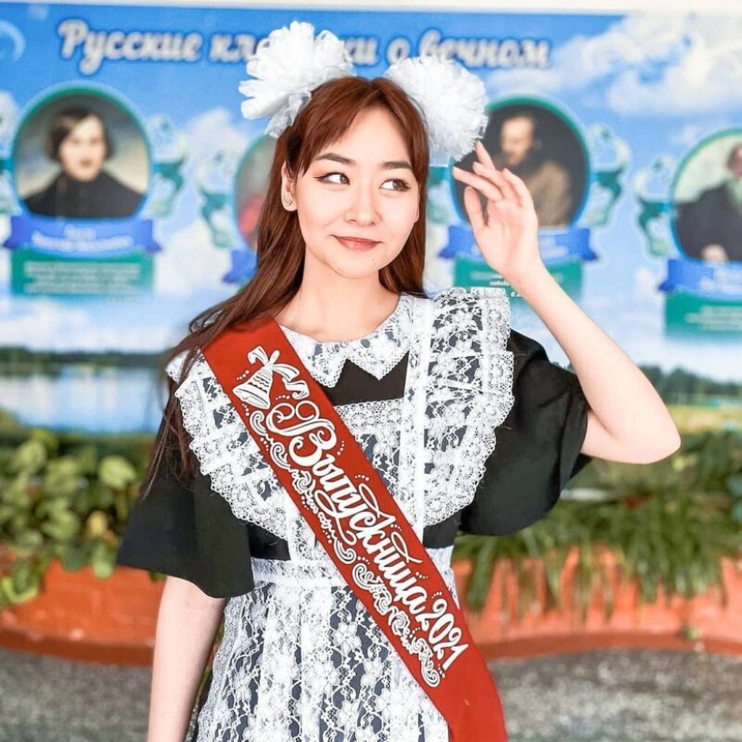 Last Call-2021: the best photos of yesterday's schoolgirls Last Call-2021: the best photos of yesterday's schoolgirls