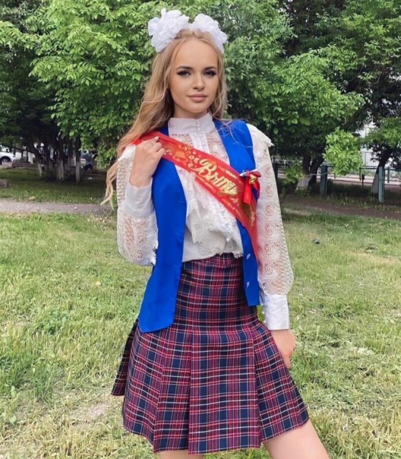 Last Call-2021: the best photos of yesterday's schoolgirls Last Call-2021: the best photos of yesterday's schoolgirls