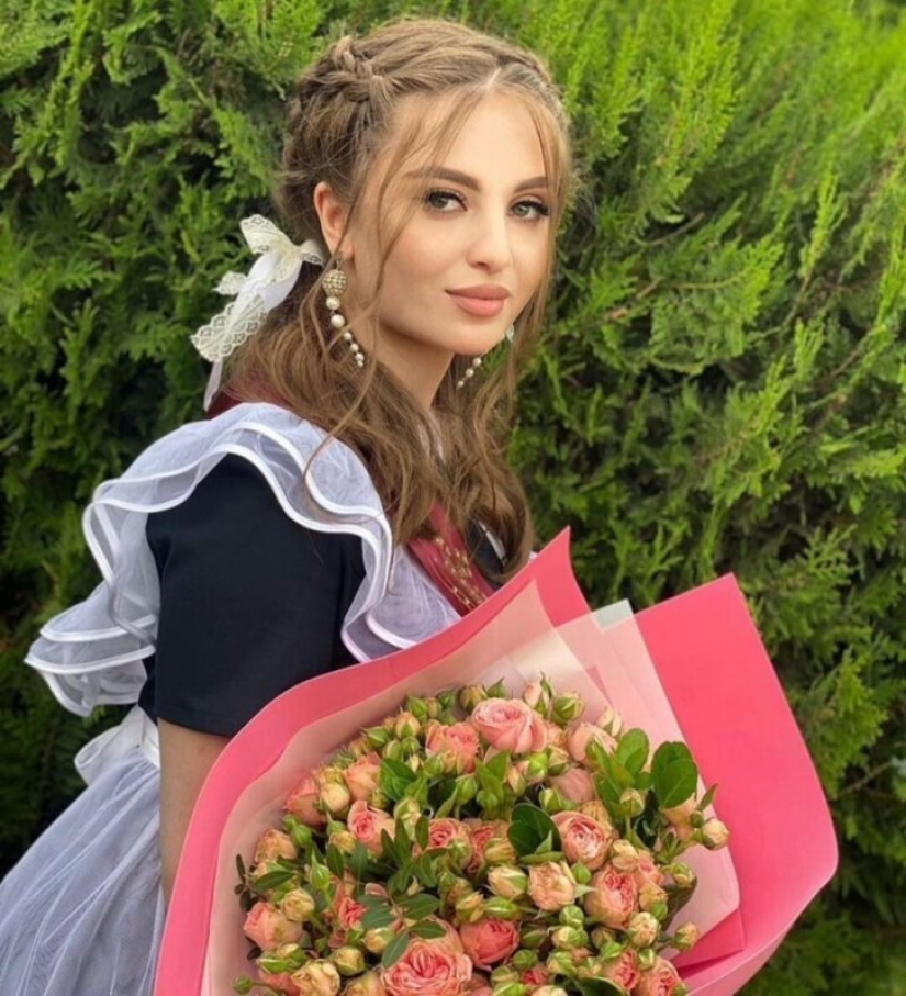 Last Call-2021: the best photos of yesterday's schoolgirls Last Call-2021: the best photos of yesterday's schoolgirls