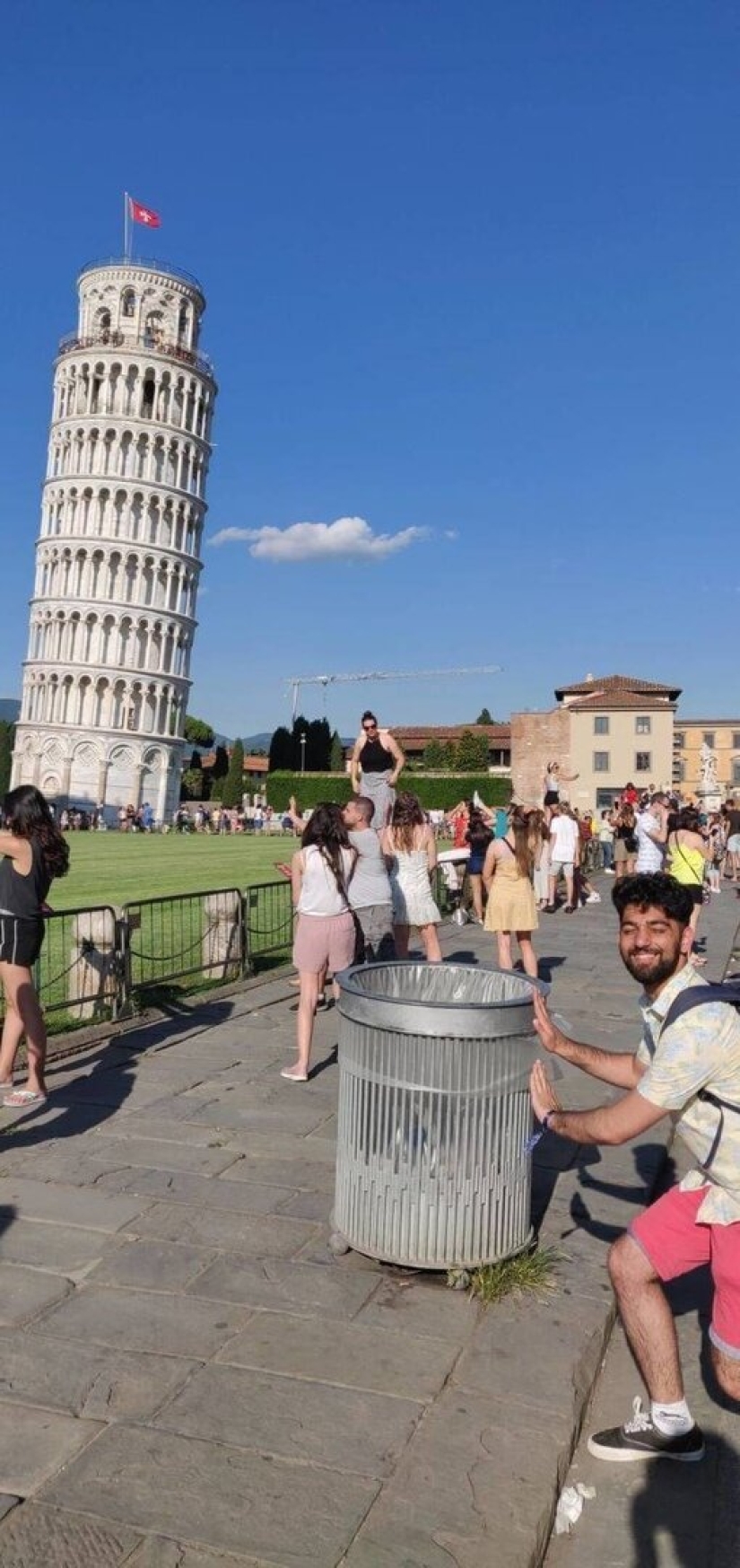 Leaning madness Leaning madness