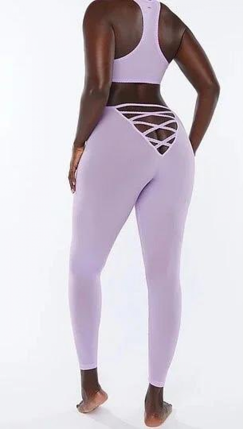 Leggings de espalda abierta de Rihanna indignados cibernautas