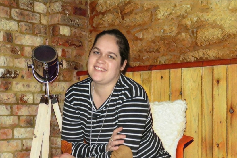 Liberado de la esclavitud: una mujer británica dejó una secta estricta después de perder su virginidad a la edad de 30