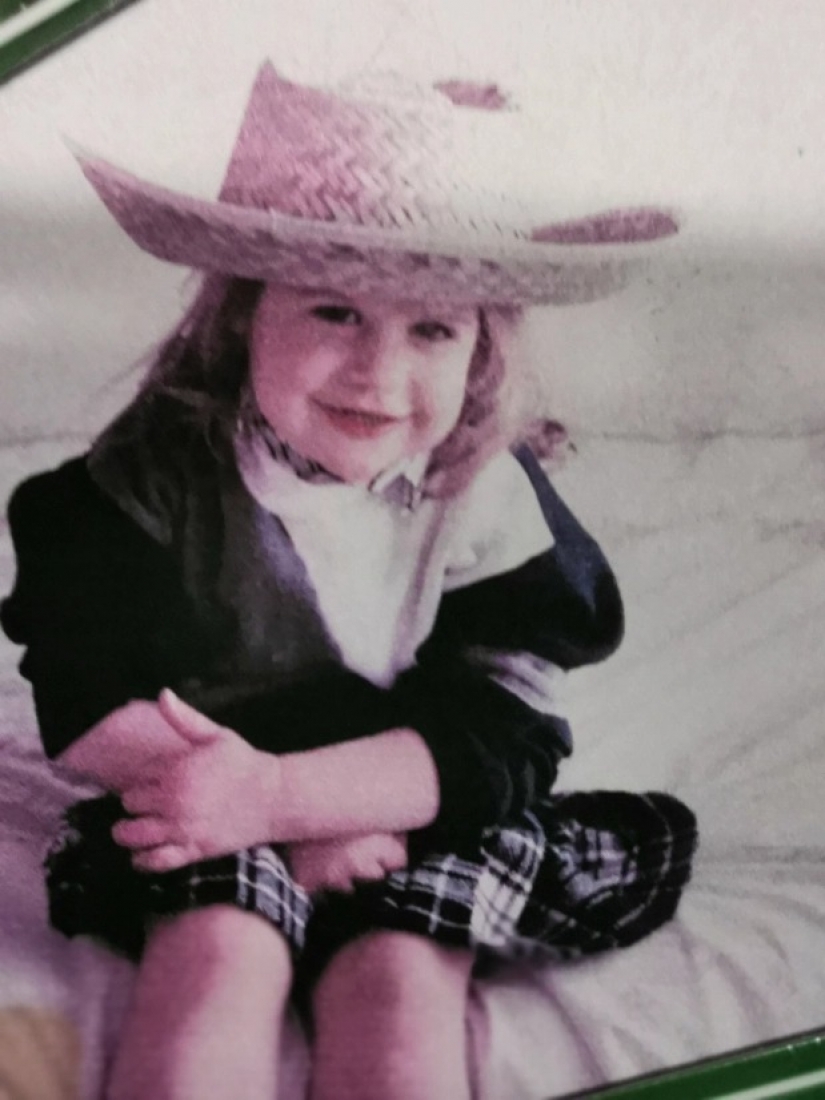 Liberado de la esclavitud: una mujer británica dejó una secta estricta después de perder su virginidad a la edad de 30