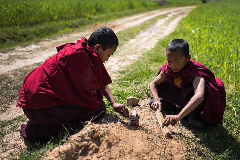 LIFE IN A BUDDHIST MONASTERY TILOPE: PHOTO ESSAY BY ALEXEY TERENTYEV LIFE IN A BUDDHIST MONASTERY TILOPE: PHOTO ESSAY BY ALEXEY TERENTYEV