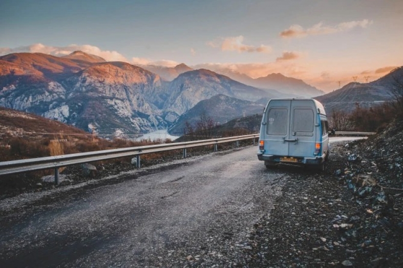 Life on wheels: a couple from Cornwall turned a cheap minivan into a cozy home and travels around the world in it