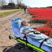 Llegar al cielo: un paramédico cumple los últimos deseos de las personas con enfermedades terminales