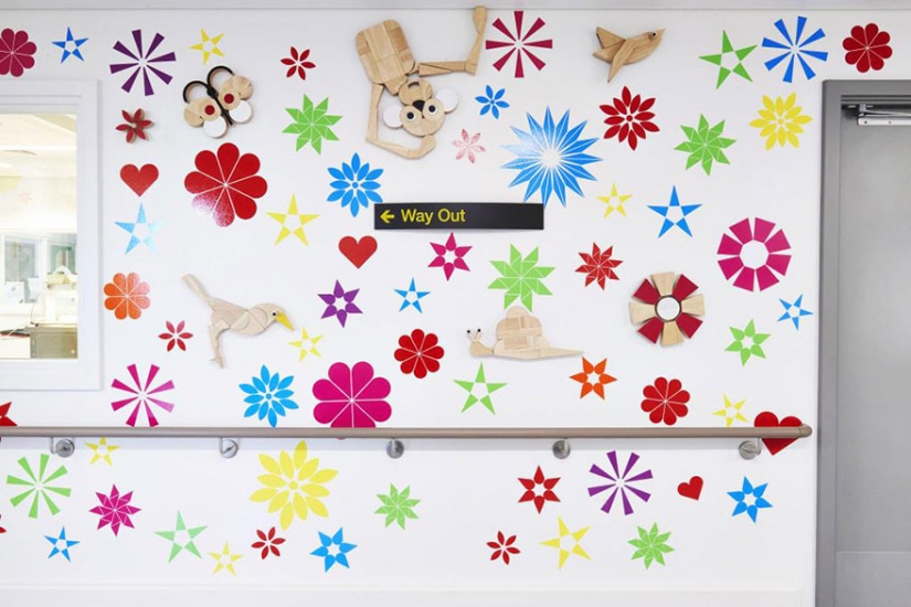 Los artistas han convertido el hospital infantil de Londres en un lugar colorido