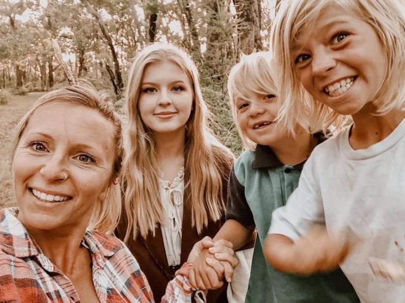 Los cónyuges de Australia no llevan a sus hijos a la escuela, creyendo que la educación natural es mucho más útil