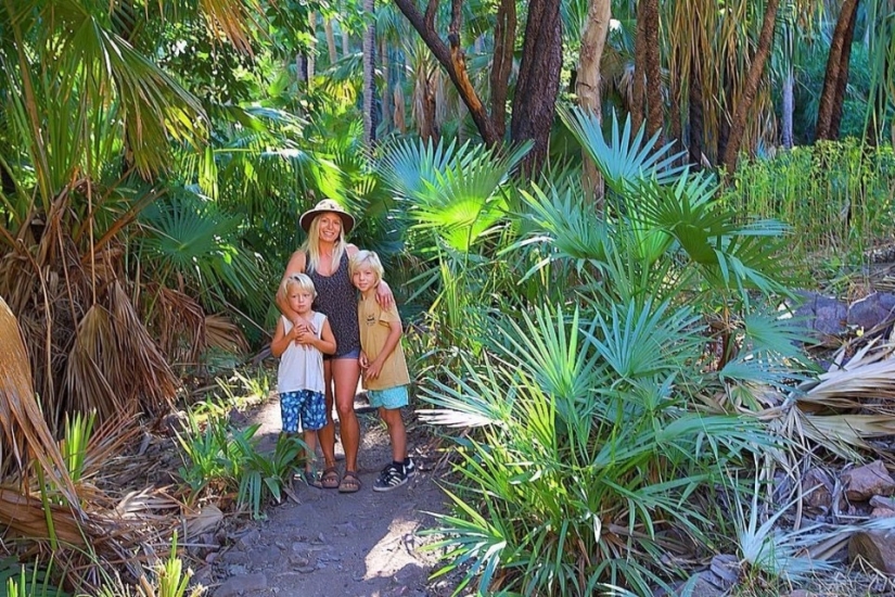 Los cónyuges de Australia no llevan a sus hijos a la escuela, creyendo que la educación natural es mucho más útil