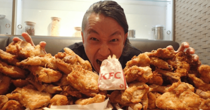 Los estudiantes chinos comieron gratis en KFC durante varios años, pero ahora están en raciones de prisión