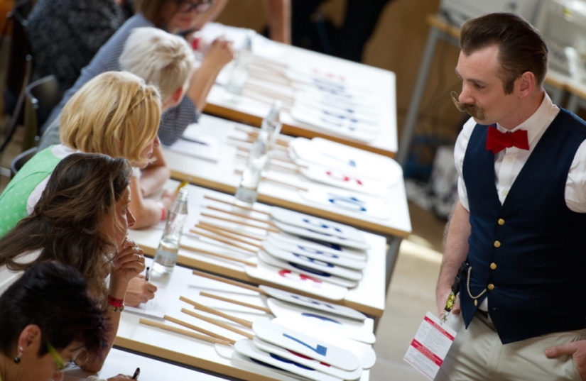 Los mas bigotudos y barbudos
