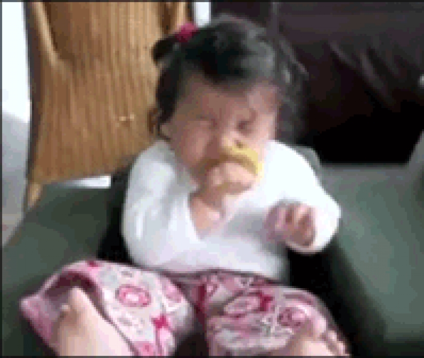 Los niños que no pueden creer lo que sus ojos Los niños que no pueden creer lo que sus ojos