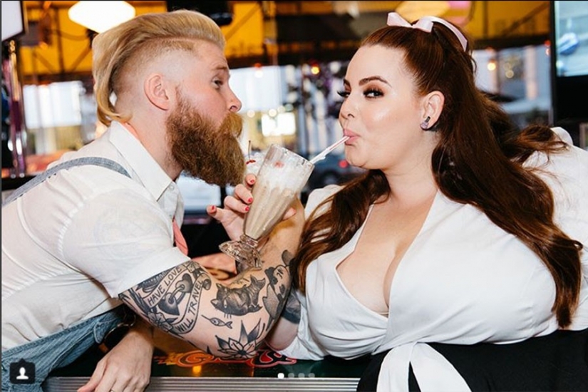 Los socios de las diferentes categorías de peso de compartir los secretos de compartir la felicidad