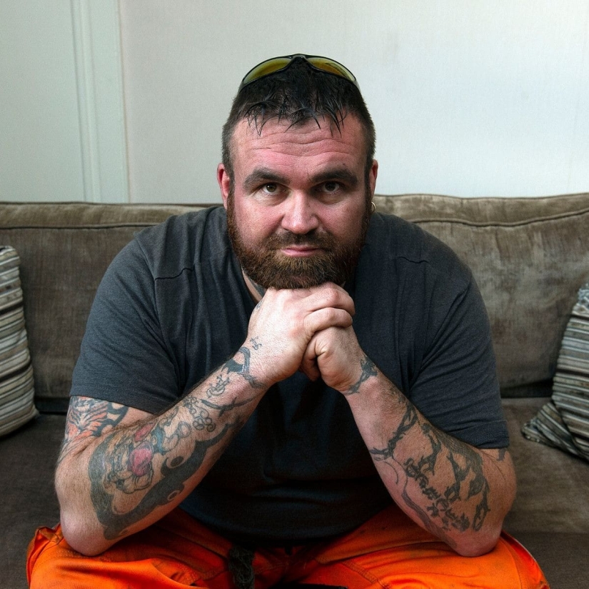 Lottery winner, who squandered his millions, remarried his ex-wife Lottery winner, who squandered his millions, remarried his ex-wife