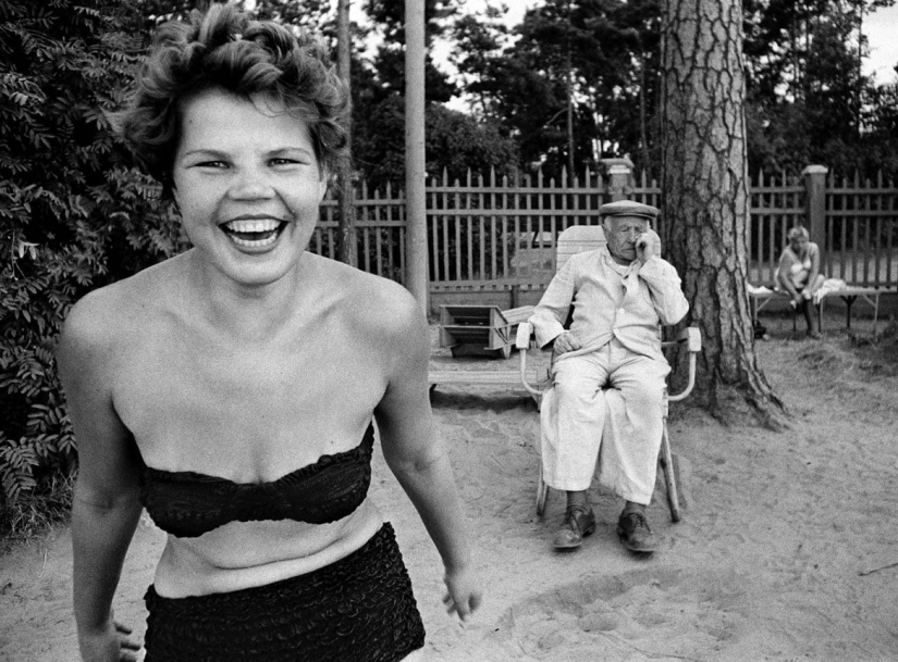 Love and hate: expressive photos of the great William Klein