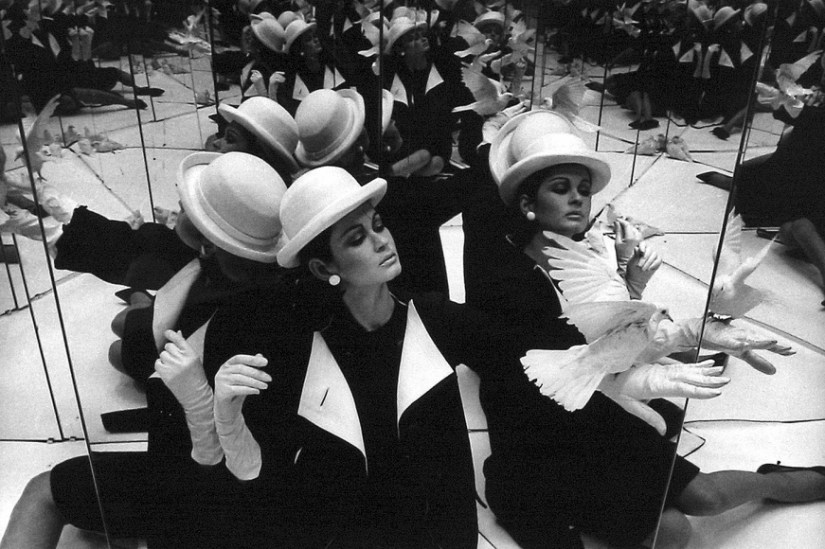 Love and hate: expressive photos of the great William Klein