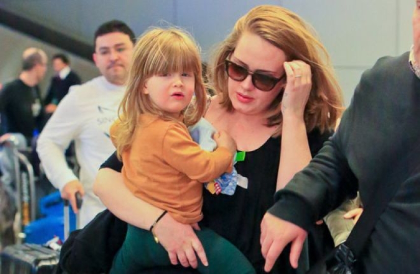 "Mama, I a Princess!": 4 celebrities wearing sons as girls