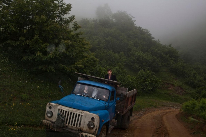 Marriageable girls: how do underage brides live in Georgia