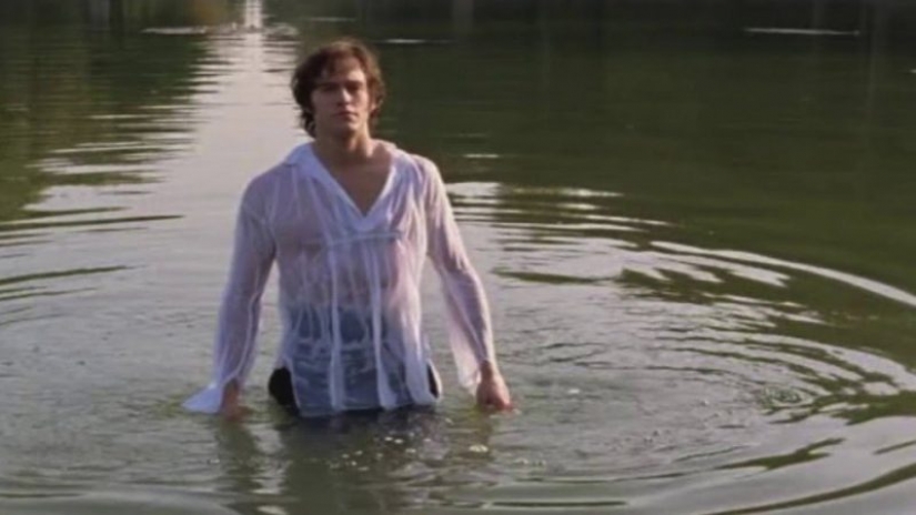 Material: 10 de la peor de las estatuas de las celebridades de todo el mundo Material: 10 de la peor de las estatuas de las celebridades de todo el mundo