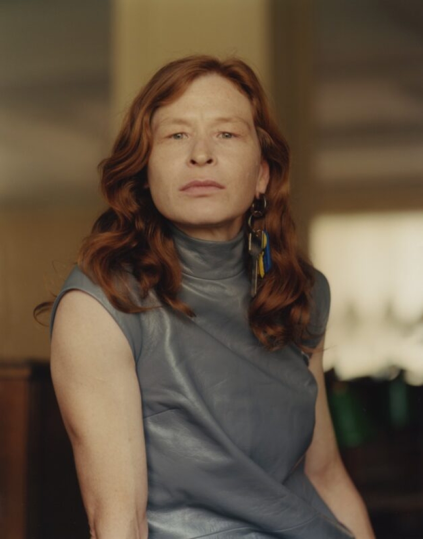 "Me considero un monstruo": una modelo inusual Nadia Lertulo, que trabaja en una obra de construcción