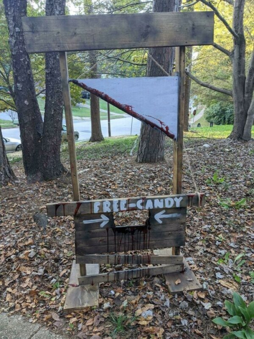 Memno, large-scale, nightmarish: 30 examples of ingenious decor from Halloween fans Memno, large-scale, nightmarish: 30 examples of ingenious decor from Halloween fans