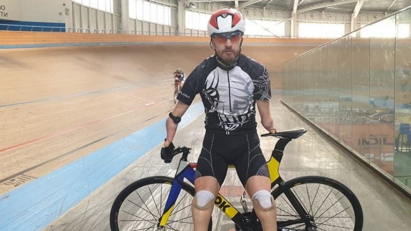 Mikhail Astashov: the path from a food deliverer to a Paralympic champion