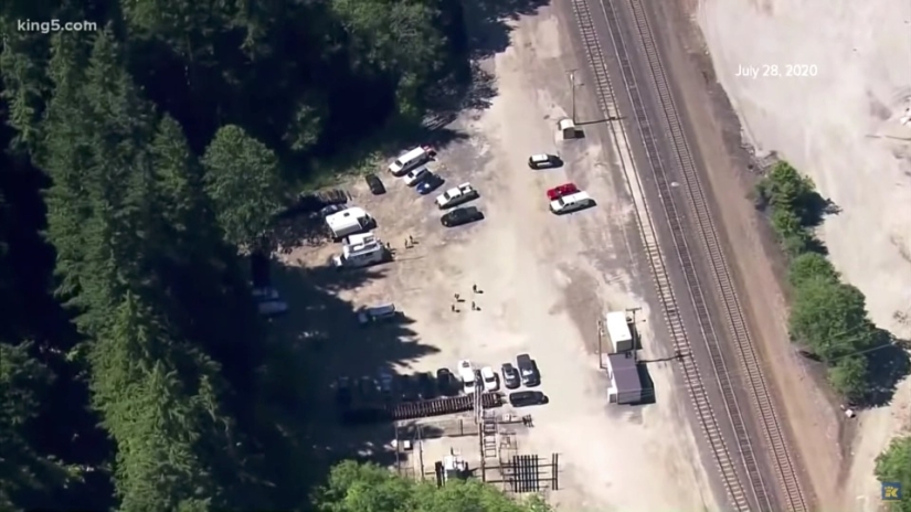 Miraculously survived: an 18-year-old American woman who got lost in the woods was found alive 9 days later