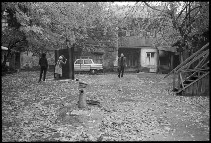 Misha Pedan y las mejores fotos de su álbum de fotos "El fin de una era hermosa"