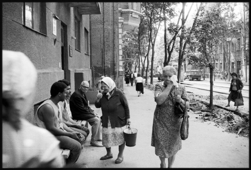 Misha Pedan y las mejores fotos de su álbum de fotos "El fin de una era hermosa"