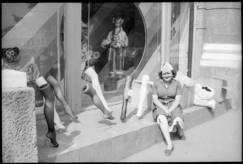 Misha Pedan y las mejores fotos de su álbum de fotos "El fin de una era hermosa"