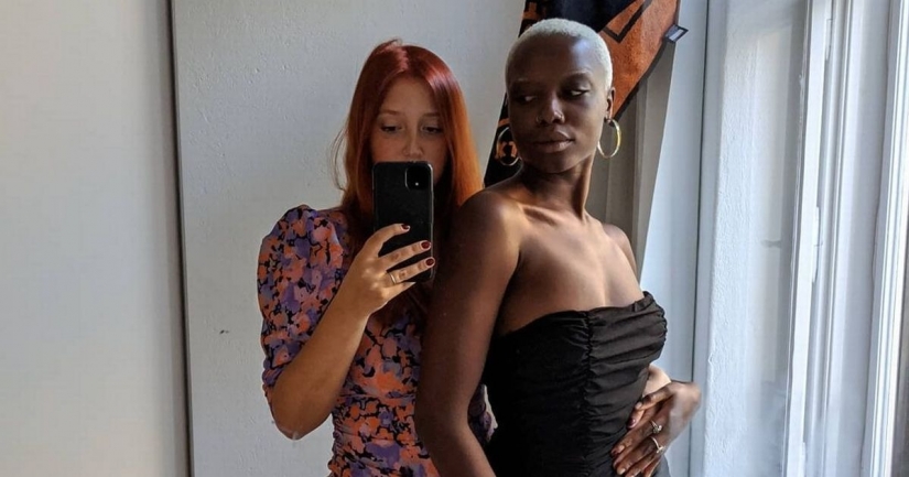 Mixed feelings: a lesbian from Canada played a wedding with a friend of traditional orientation