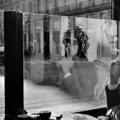 Modern French cinema: documentary pictures of Paris taken on an iPhone