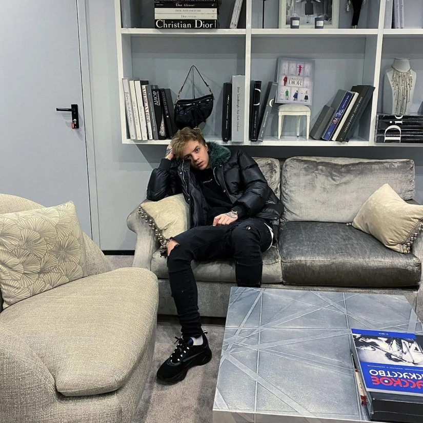 Morgenstern, un maestro, LJ – medic: que por la educación rusa raperos