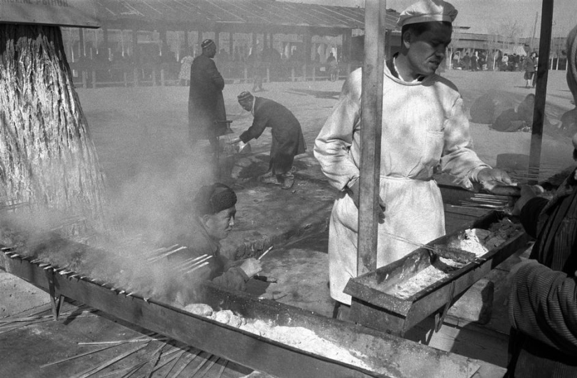 Moscow 1958 in photographs by Erich Lessing