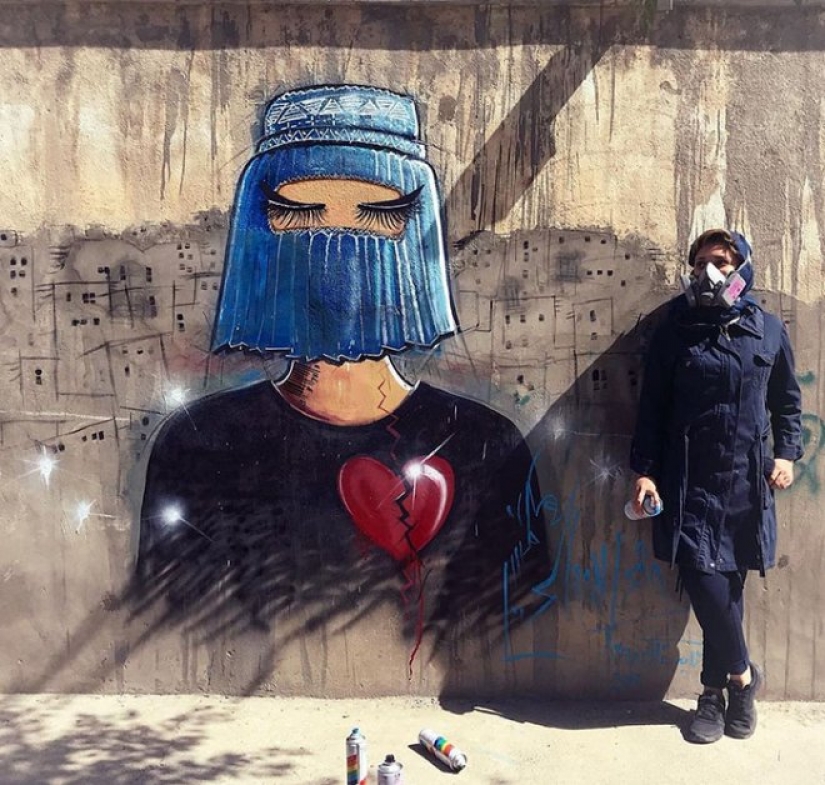 Mujeres y guerra: conmovedoras obras de la primera artista de graffiti afgana Shamsia Hassani Mujeres y guerra: conmovedoras obras de la primera artista de graffiti afgana Shamsia Hassani