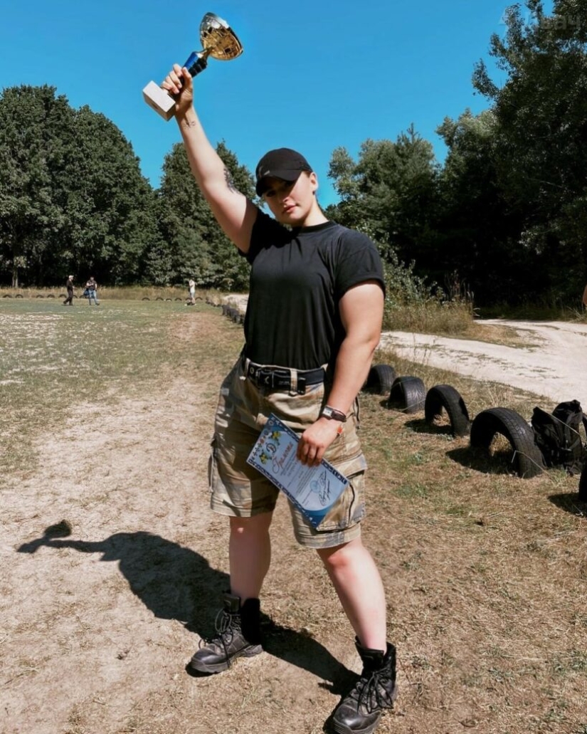 Natalia Polosenko is a Ukrainian special Forces girl nicknamed "The Machine" Natalia Polosenko is a Ukrainian special Forces girl nicknamed "The Machine"