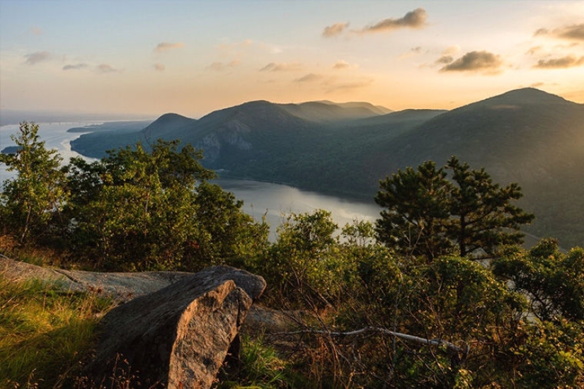 Nature Tourism: Russia vs America