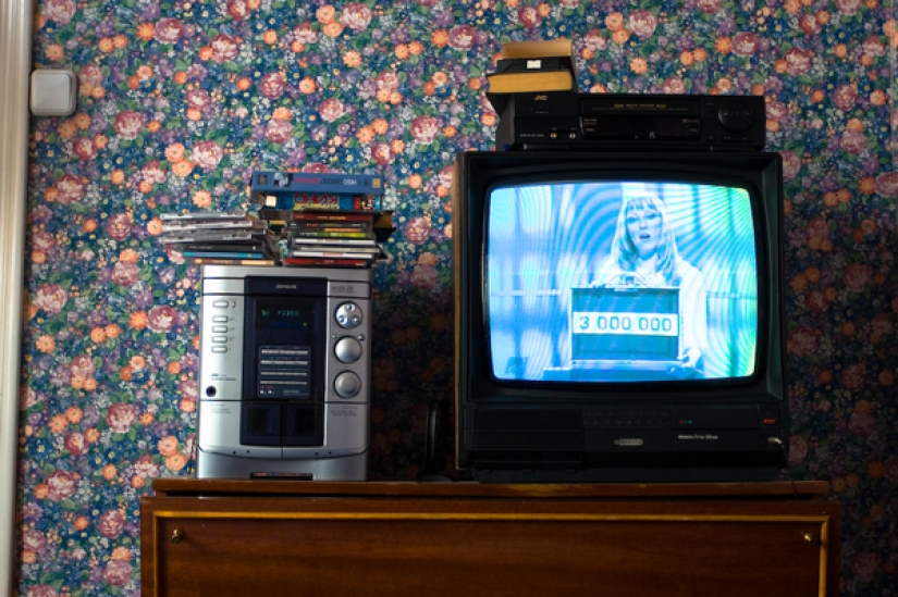 "Near your House": the Russian village in the works of Andrey Kremenchuk