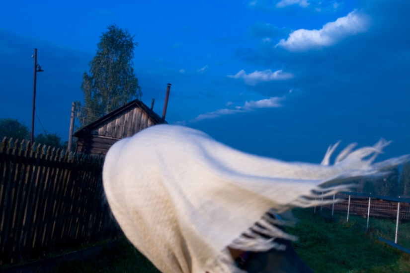 "Near your House": the Russian village in the works of Andrey Kremenchuk