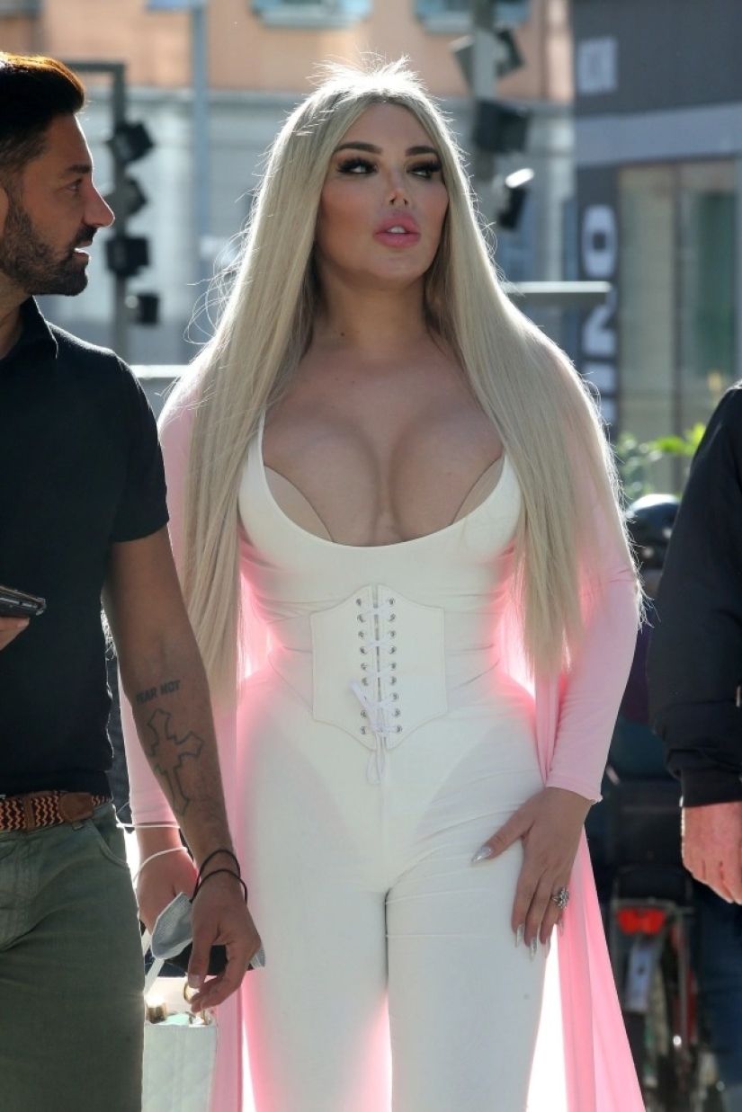 New body — new love: the doll-man Alves became a woman and had an affair with an Italian