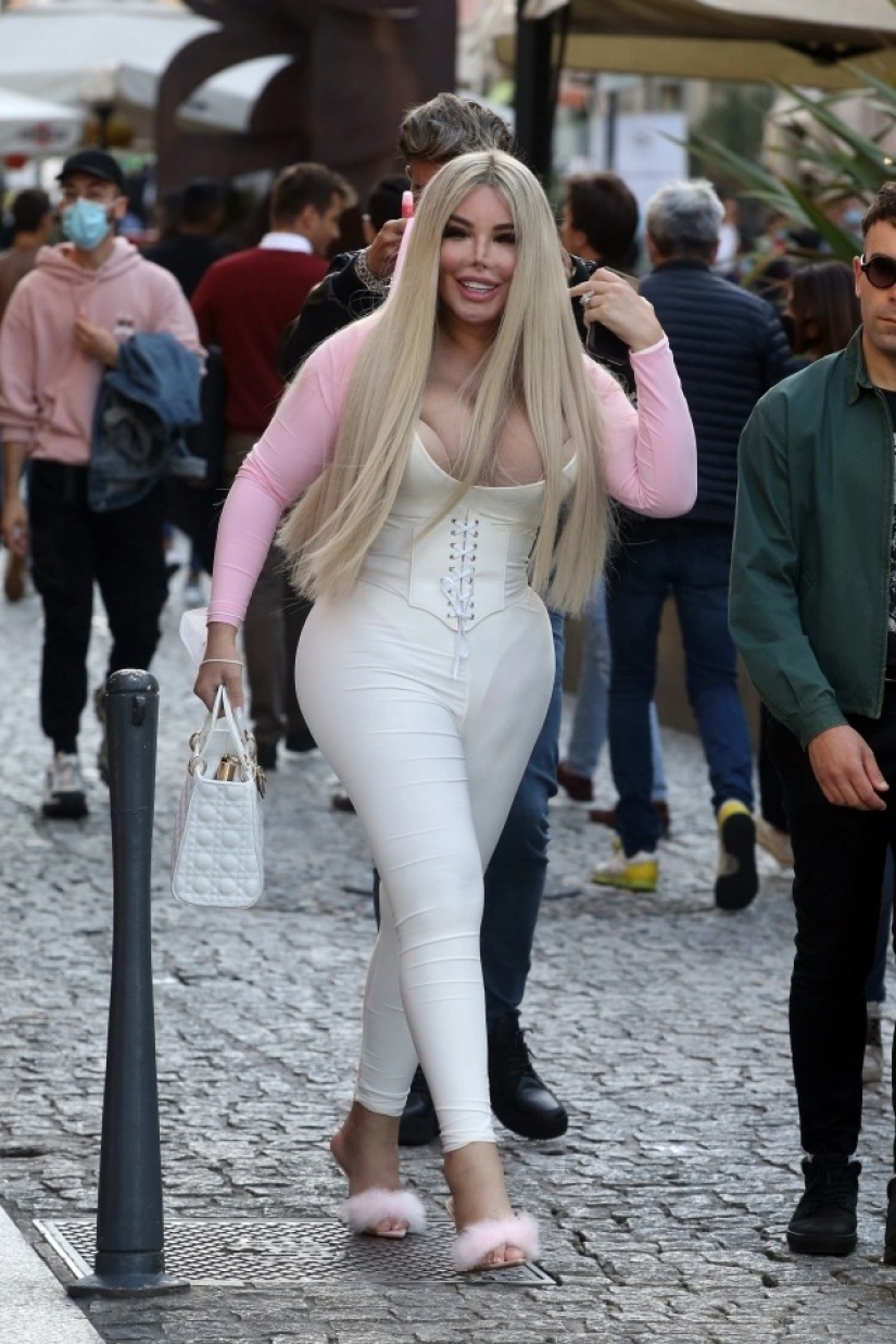 New body — new love: the doll-man Alves became a woman and had an affair with an Italian