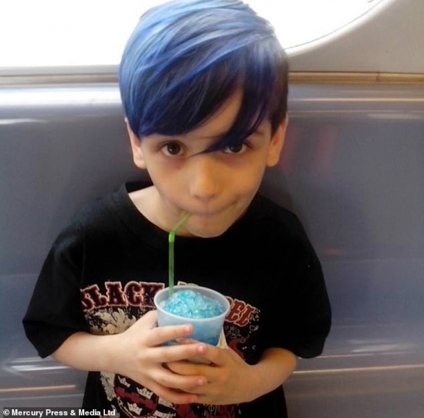 No en la facilidad: 12-year-old American quiere convertirse en una niña, y su madre apoya