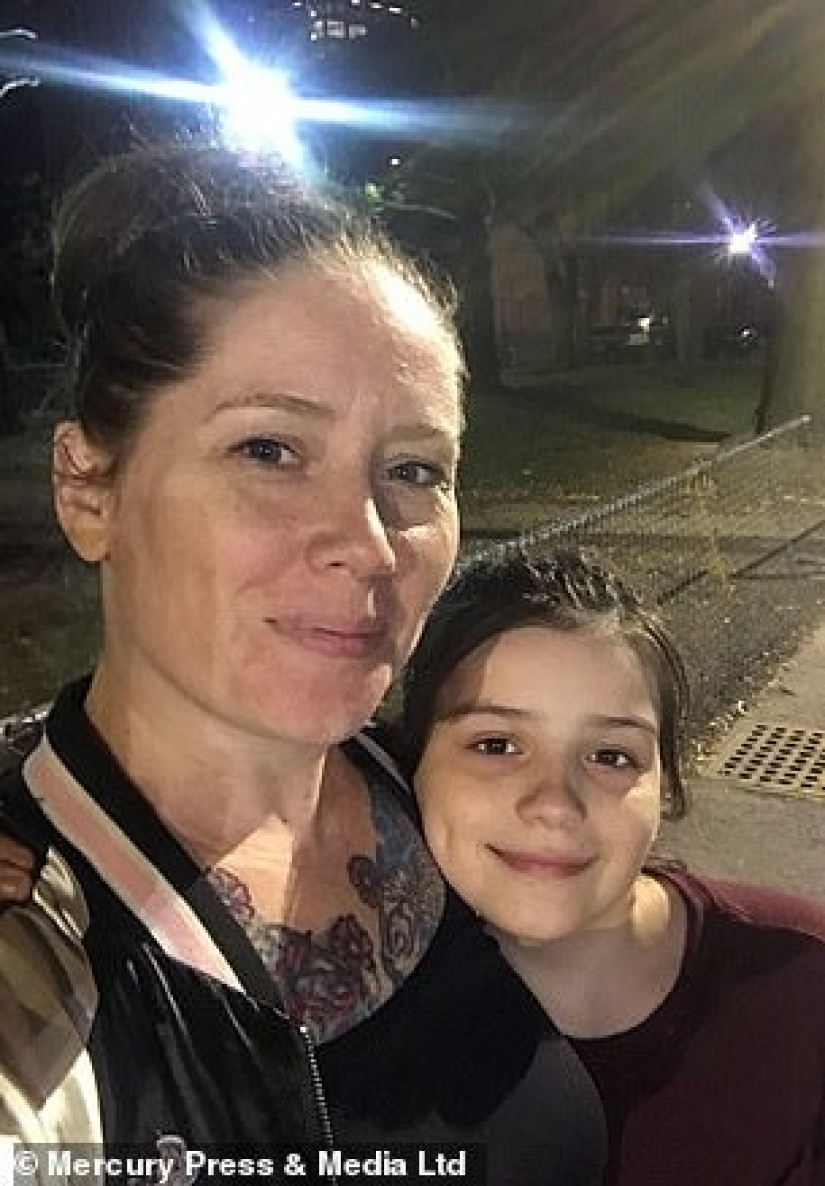 No en la facilidad: 12-year-old American quiere convertirse en una niña, y su madre apoya