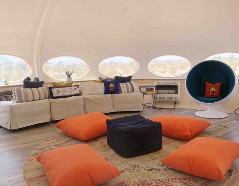Noche OVNI en el Desierto en glamping Área 55 Futuro House Noche OVNI en el Desierto en glamping Área 55 Futuro House