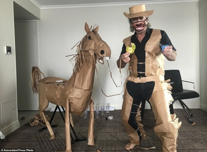 Nos divertimos tanto como pudimos: cómo un australiano sobrevivió a una cuarentena de hotel de 2 semanas