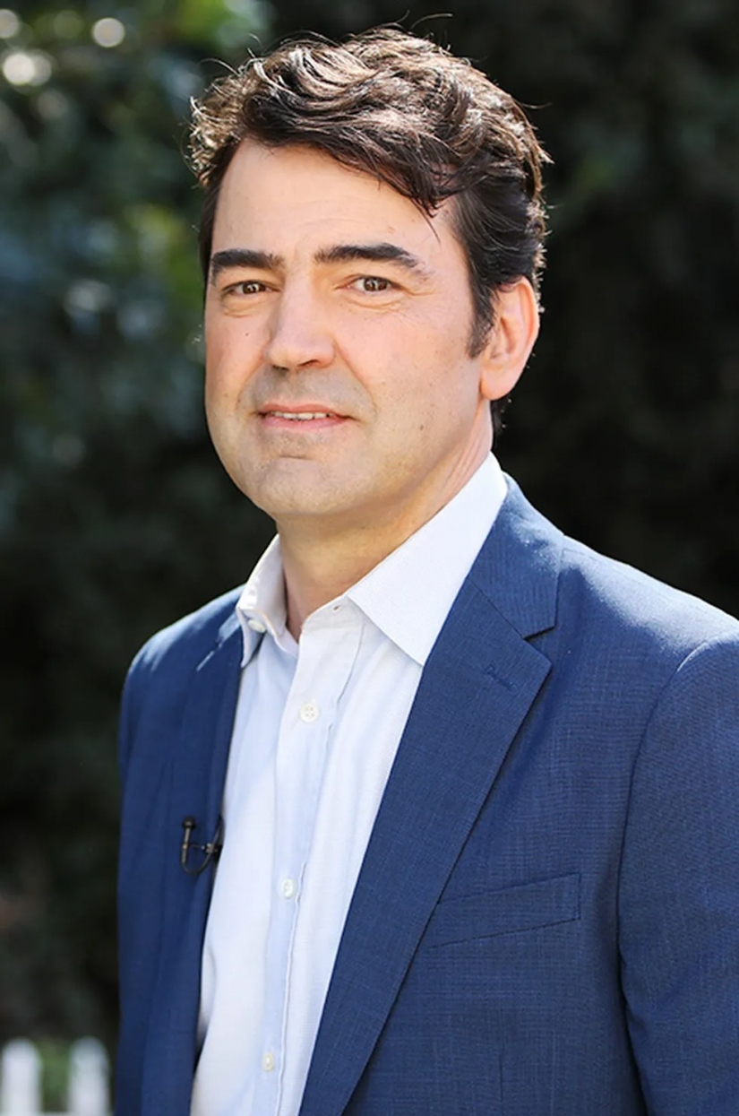 Now looks like the legendary foursome and handsome "Sex in the city"