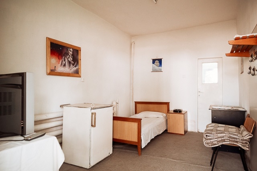 Oases of love in Romanian prisons