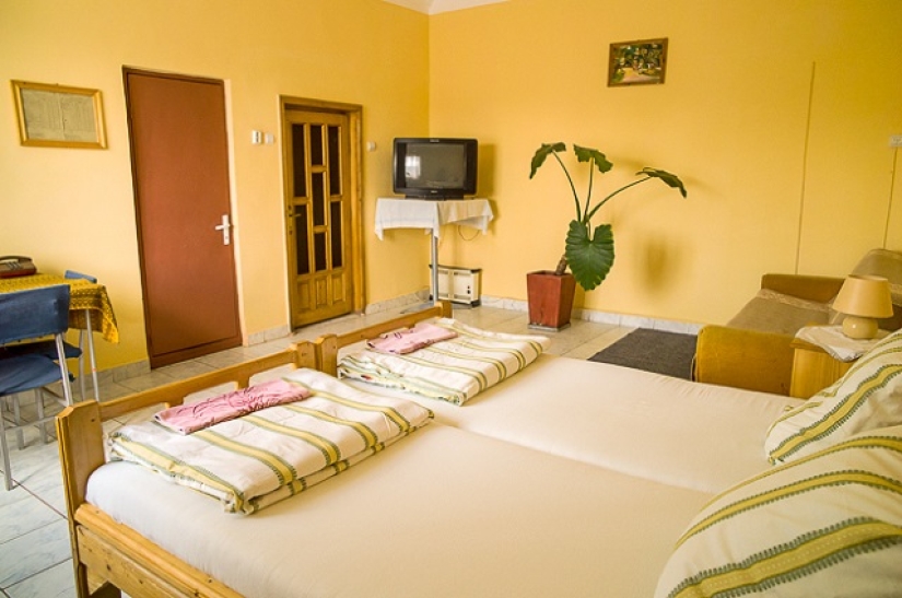 Oases of love in Romanian prisons