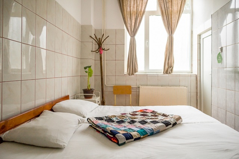 Oases of love in Romanian prisons