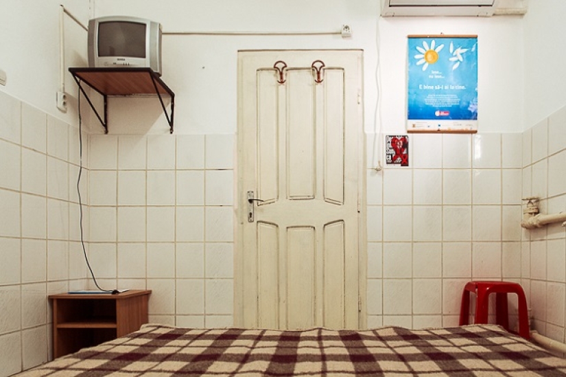 Oases of love in Romanian prisons